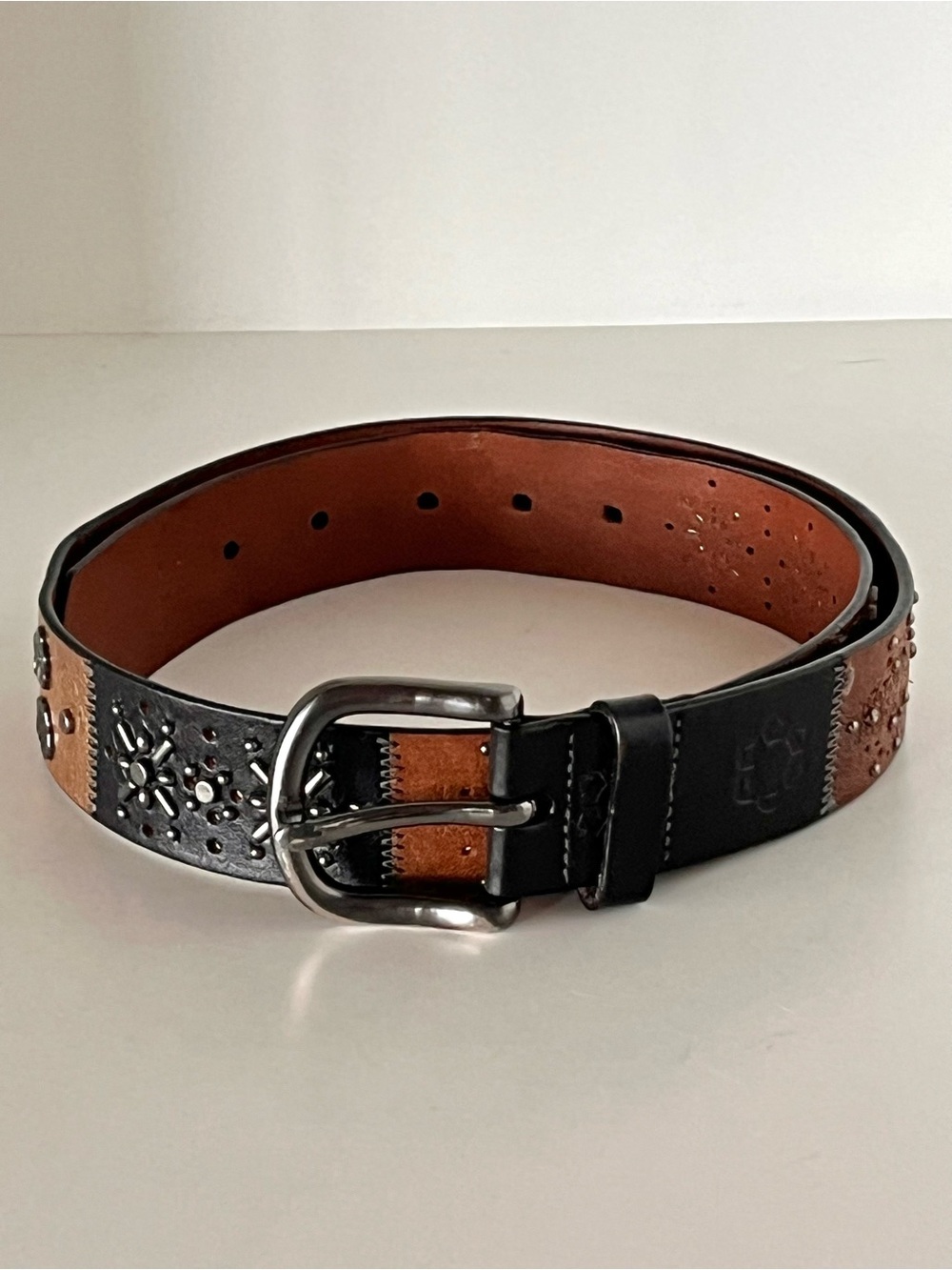 Vintage Fossil Y2K Patchwork Studded Leather Belt M Boho Western